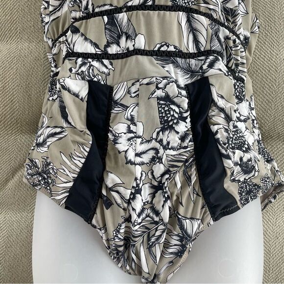 Leilani Neutral Tone 1pc Swimsuit Halter Neck Open Back 12 - Picture 3 of 9